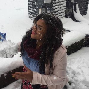 Meet your Posher, Corrina